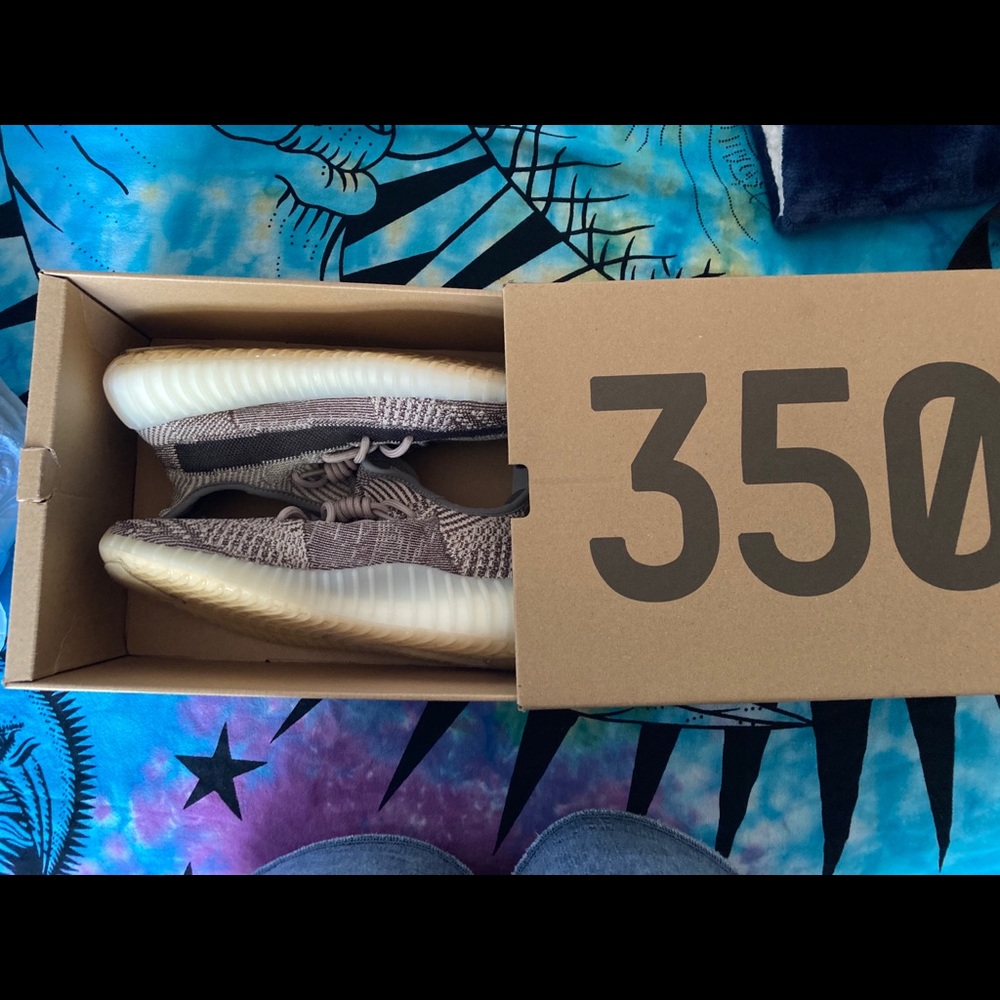 Yeezy 350 V2 Zyons for 8.5 size